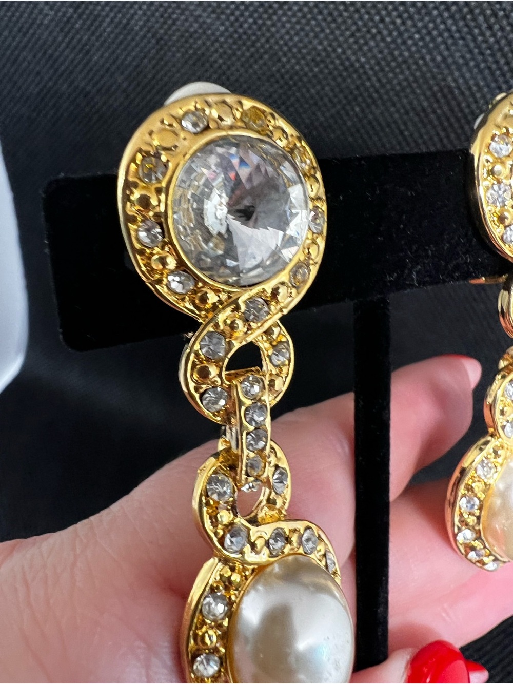 Gold-Tone Crystal & Pearl Drop Earrings - Gold- Vintage 80-90’ Era